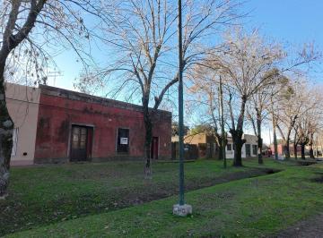 Casa · 200m² · 5 Ambientes · 5 Cocheras · Antiguo Almacen - Bar de Duggan - Sobre Asfalto Retasada