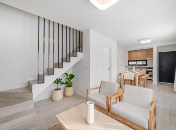 Casa · 110m² · 4 Ambientes · 2 Cocheras · Damian Garat 2600 - Distrito 20 - Casa 6 a - 3 Dorm. con Cochera - Nuevo Poeta Lugones