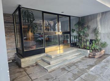 Departamento de 3 ambientes, Belgrano · Venta. Oportunidad. Departamento de Tres Ambientes + Dependencia. a Reciclar.
