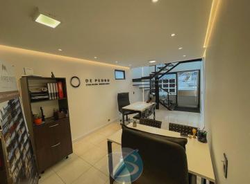 Oficina comercial · 43m² · 2 Ambientes · Oficina de Dos Pisos en Punta Iglesia
