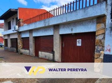 Casa · 100m² · 3 Ambientes · 1 Cochera · Venta Casa 3 Ambientes en Villa de Lujan 2281 (Lanus Este)