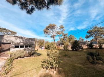 Casa · 150m² · 4 Ambientes · Casa en Venta - La Barra