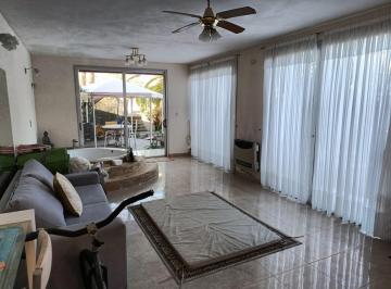 Casa · 110m² · 3 Ambientes · Casa en Venta