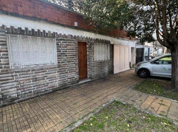 Casa de 3 ambientes, Lomas de Zamora · Venta Casa 3 Ambientes en Banfield Mas Departamento
