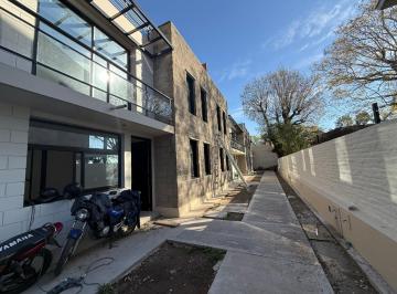 Casa · 90m² · 4 Ambientes · 1 Cochera · Casa Tipo Duplex en Condominio Barrio La Florida