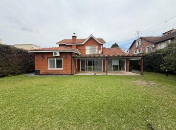 Casa · 292m² · 6 Ambientes · Casa en Club de Campo Pueyrredón, Pilar