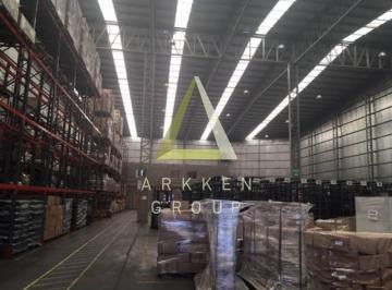Bodega-Galpón · 680m² · Galpon en Alquiler en Tigre