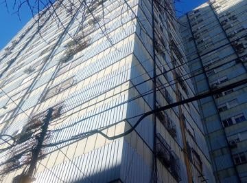 Departamento de 3 ambientes, Balvanera · Tres Ambientes Catamarca Al 200