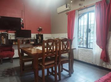 Casa · 120m² · 5 Ambientes · 2 Cocheras · Venta Casa con Departamento