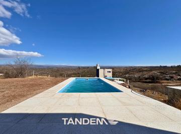 Casa · 50m² · 3 Ambientes · Casa en Estancia Vieja, 2 Dorm. - Pileta