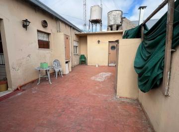 Casa de 4 ambientes, La Plata · Casa Planta Alta con 2 Dorm. de 70 m² en Venta en Los Hornos
