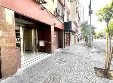 Departamento · 63m² · 3 Ambientes · San Martin 2900 Departamento de 3 Ambientes Contrafrente Patio 90 m² en Paternal Venta