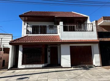 Casa de 4 ambientes, La Matanza · Casa 4 Amb. - Sargento Cabral Al 2900 - Lomas del Mirador