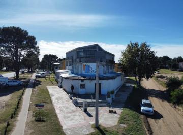 Local comercial · 931m² · 6 Cocheras · Local en Venta en Ostende - Victor Hugo y España Lote Propio