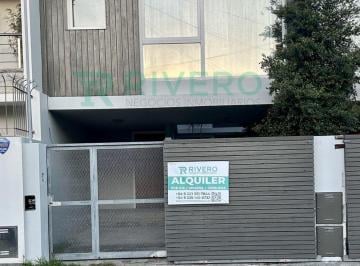 Casa · 200m² · 3 Dormitorios · 1 Cochera · Duplex de 4 Amb Alquiler Anual