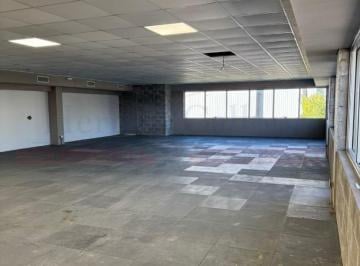 Oficina comercial · 190m² · 3 Cocheras · Oficina a Estrenar de 190 m² con Calefacción y Cocheras