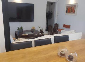 Casa · 175m² · 7 Ambientes · Casa Reciclada Nva Cordoba - 6 Dormis - Apta Residencial