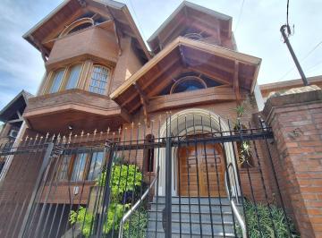 Casa de 8 ambientes, La Matanza · Chalet Ramos Centro. Uso Comercial o Familiar