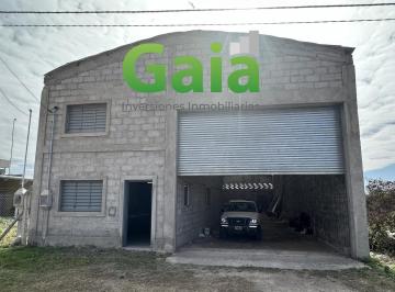Bodega-Galpón · 350m² · Galpón con Oficinas