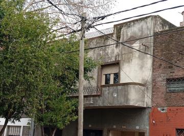 PH · 56m² · 2 Ambientes · PH 2 Ambientes Amplio en 1º Piso C/doble Terraza y Balcón
