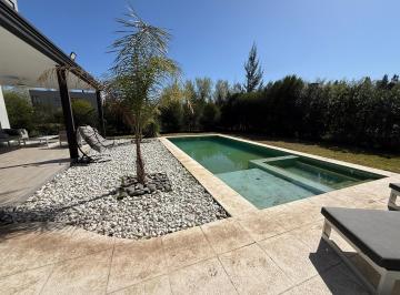 Casa · 410m² · 5 Ambientes · 6 Cocheras · Venta Casa San Eliseo Parque Pileta Apto Crédito