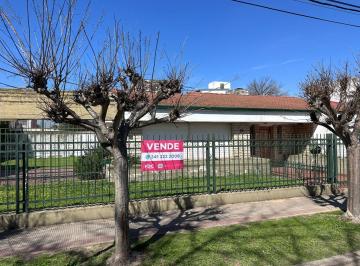 Casa · 113m² · 5 Ambientes · 10 Cocheras · Venta Casa 3 Dorm. La Florida