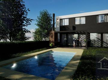 Casa · 146m² · 5 Ambientes · 2 Cocheras · Casa - San Pablo