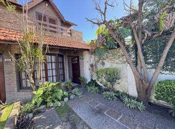 PH · 77m² · 3 Ambientes · 1 Cochera · Dúplex con Fondo Libre de 3 Ambientes en Venta en Castelar Norte