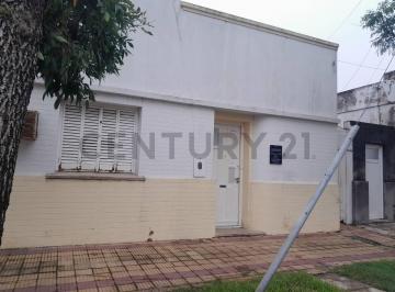 Casa · 102m² · 3 Ambientes · Venta Casa Céntrica 2 Dorm. - B° 30 de Octubre - Rafaela