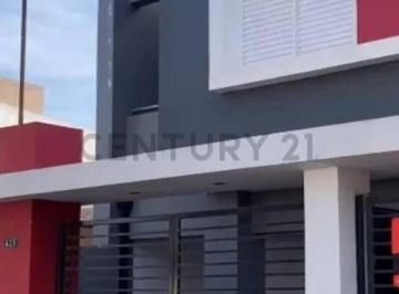 PH · 227m² · 3 Ambientes · 1 Cochera · Venta PH 2 Dorm. en B° Pizzurno Rafaela