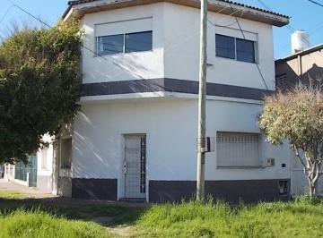 Casa de 6 ambientes, Lomas de Zamora · Casa en Venta
