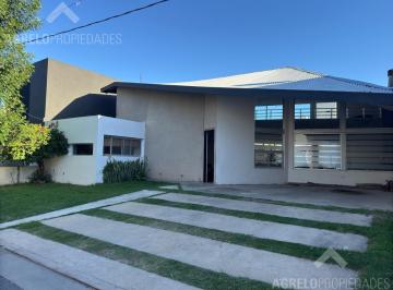 Casa · 190m² · 3 Ambientes · 2 Cocheras · Casa - Tejas Ll