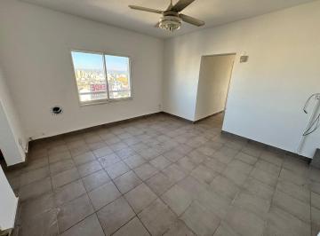 Departamento · 64m² · 4 Ambientes · Oportunidad! 3 Dorm. 2 Baños Escritura