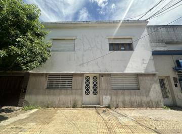 Departamento · 53m² · 3 Ambientes · Departamento en Venta de 2 Dorm. Al Frente