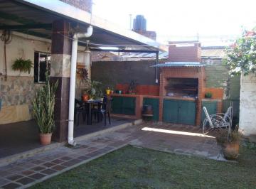 PATIO · Vivienda en PH Cerca de Parque 9 de Julio y Centros Universitarios