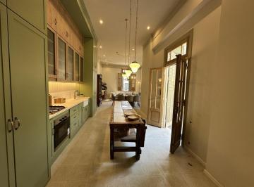 Casa · 147m² · 4 Ambientes · Venta Casa en Pichincha