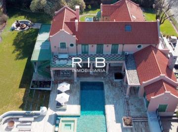 Casa de 5 ambientes, Pilar · Exclusiva Propiedad Estilo Italiano Sobre 3140 m²