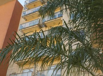Departamento de 2 ambientes, Morón · Hermoso 2 Ambientes con Balcón y 2 Baños