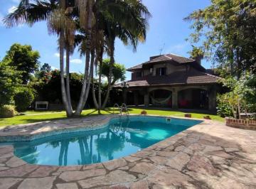 Casa · 322m² · 4 Ambientes · 4 Cocheras · Venta - Casa Muñiz - Zona Corredor - Apta Crédito