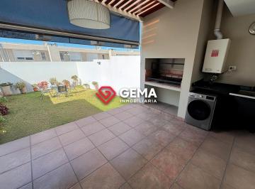 Casa · 130m² · 3 Ambientes · 1 Cochera · Duplex 2d. - Grand Bourg