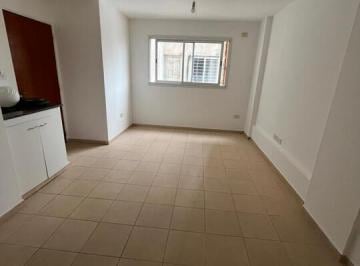 Departamento · 32m² · 1 Ambiente · Venta Monoambiente Sobre Plaza Esquiu - Gral Paz