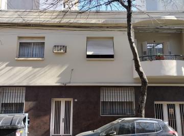 Casa · 256m² · 7 Ambientes · 1 Cochera · Casa en Venta en San Cristobal