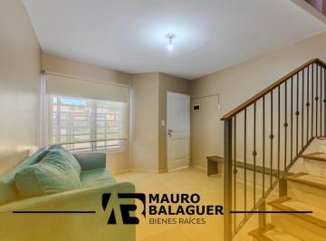 Casa · 80m² · 3 Ambientes · Casa en Ciudad Evita - Duplex - 2 Dorm. - Cochera