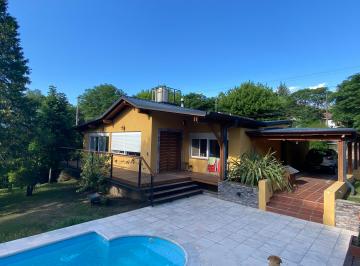 Casa de 3 ambientes, Valle Hermoso · Gran Casa de Categoría con Quincho y Pileta en Valle Hermoso, Córdoba
