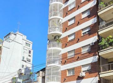 Departamento · 58m² · 3 Ambientes · 1 Cochera · Departamento de 3 Ambientes Al Frente con Cochera y Balcon