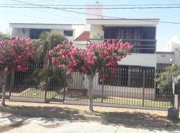 Casa de 4 ambientes, Córdoba · Casa en Venta - Parque Horizonte - 3 Dor - Pileta - Apto Crédito