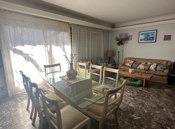 PH de 5 ambientes, Villa Urquiza · PH 5 Ambientes con Cochera, Patio y Terraza – Villa Urquiza