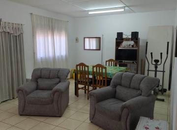 Casa de 7 ambientes, Villa Nueva · Casa 3/4 Dorm. a m del Mendoza Plaza Shopping