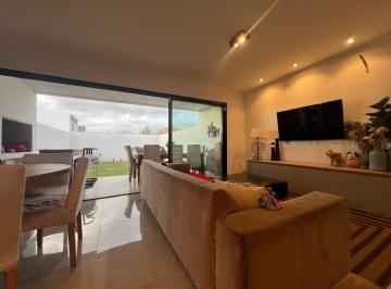 Casa · 154m² · 6 Ambientes · 1 Cochera · Excelente Duplex en Solares de Manantiales Renta 7%