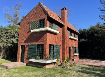 Quinta vacacional · 150m² · 4 Ambientes · Casa Quinta en Venta 2600 m² - La Reja, Moreno